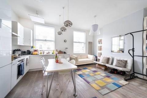 undefined, Essex Road, Acton, London, W3