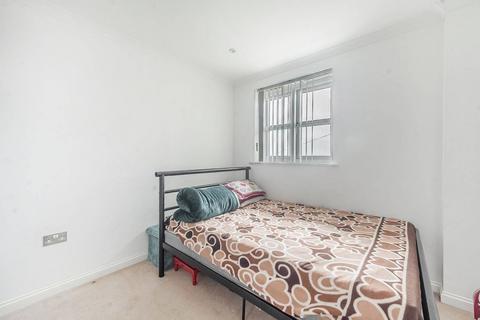 2 bedroom flat for sale, Stanley Road, South Harrow, Harrow, HA2