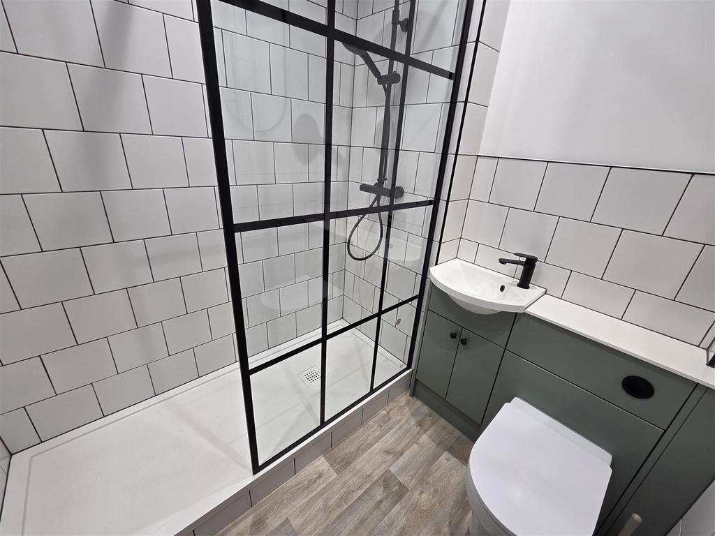 En suite shower room