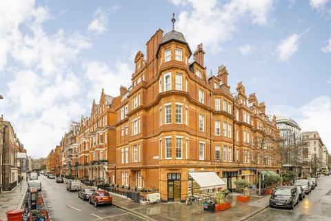 2 bedroom flat to rent, Green Street, London W1K