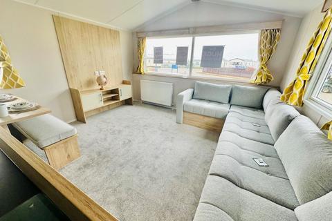 3 bedroom park home for sale, St Osyth Beach And Martello Beach