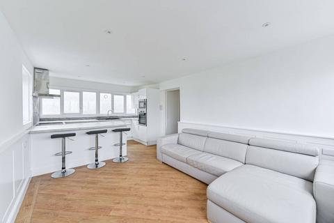 1 bedroom flat for sale, Caernarvon Close, Mitcham, CR4