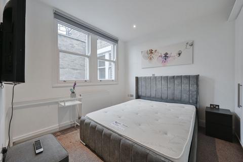 3 bedroom flat for sale, High Holborn, Holborn, London, WC1V