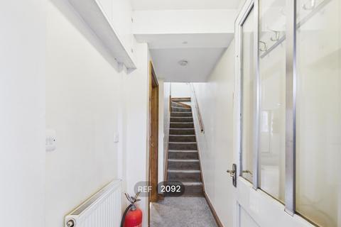 1 bedroom property to rent, Mersea Road, Colchester, CO2 7EX