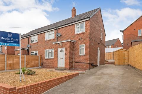 3 bedroom semi-detached house to rent, Castle Road, Leeds LS26
