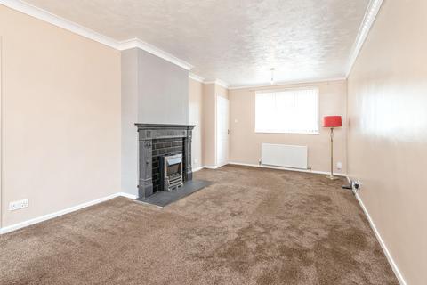 3 bedroom semi-detached house to rent, Castle Road, Leeds LS26