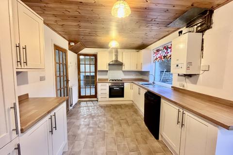 3 bedroom semi-detached house to rent, Greta Road, Barnard Castle DL12