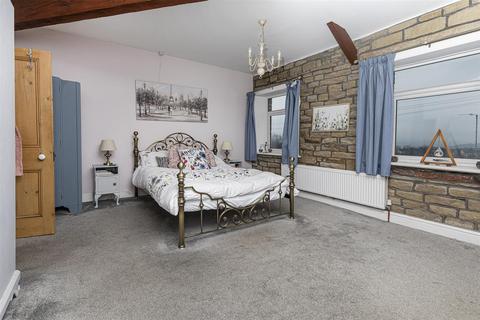 undefined, Tanyard Road, Huddersfield HD3