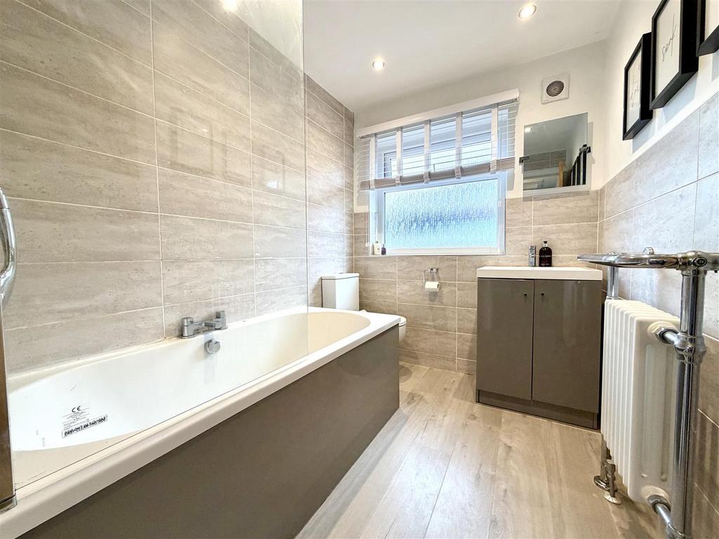 Family bathroom
