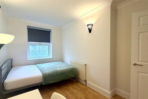 2 bedroom apartment to rent, Drummond Street, London NW1