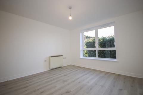 2 bedroom flat to rent, Sapphire House, Coral Park, Maidstone, ME14