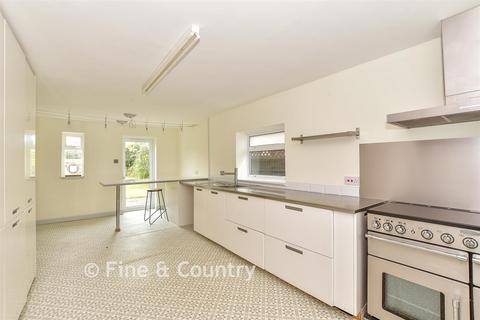 4 bedroom detached house for sale, Furnace Lane, Lamberhurst TN3