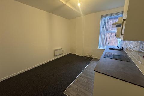 2 bedroom flat to rent, Flat 2 The Old Vicarage, Halesowen Road, Cradley Heath