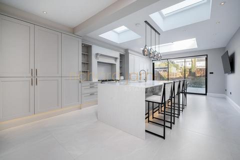 4 bedroom semi-detached house for sale, Milton Road, Mill Hill, NW7