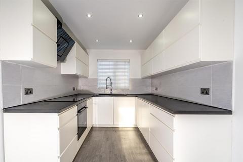 4 bedroom semi-detached house for sale, Germain Road, Selby