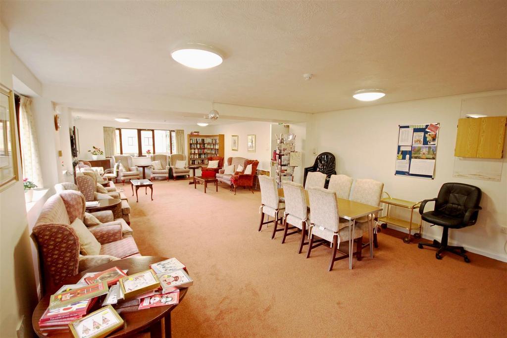 Communal Lounge