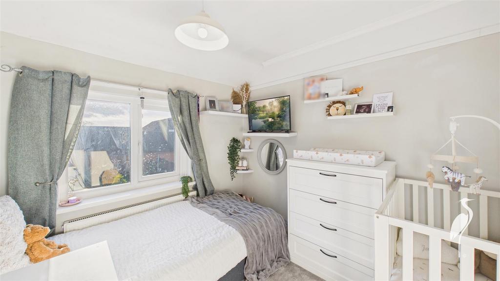 Bedroom 2 (rear)