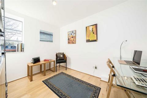 2 bedroom flat for sale, Grange Road, London SE1
