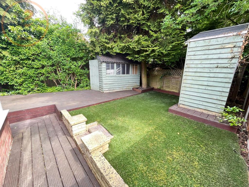 16. garden.jpeg