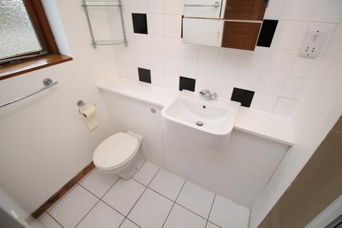 Studio to rent, Wilkinson Way, Acton, Middlesex, W4