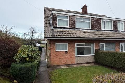3 bedroom semi-detached house to rent, Aynsley Grove, Bradford BD15