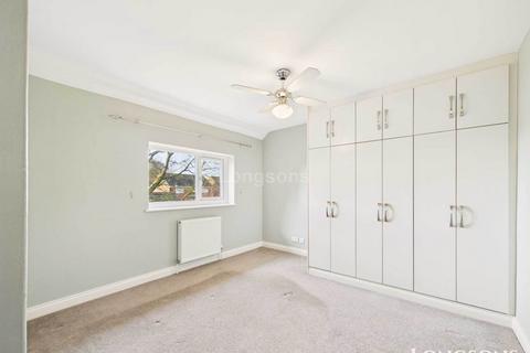 4 bedroom semi-detached house for sale, The Oaklands, Swaffham