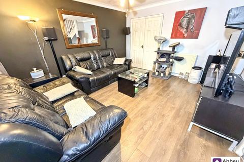 3 bedroom semi-detached house for sale, Seacole Close, Braunstone, LE3