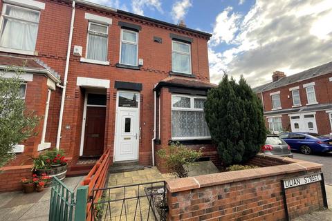 3 bedroom end of terrace house to rent, Lillian Street, Old Trafford, Manchester