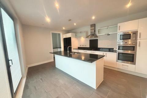4 bedroom detached house to rent, Castle View, Clyne Castle, Swansea