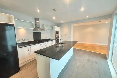 4 bedroom detached house to rent, Castle View, Clyne Castle, Swansea