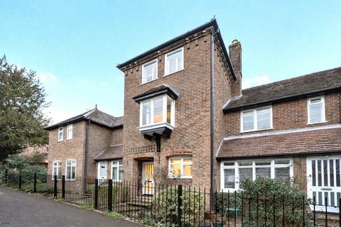 3 bedroom terraced house for sale, Hyde Church Path, Winchester, Hampshire, SO23