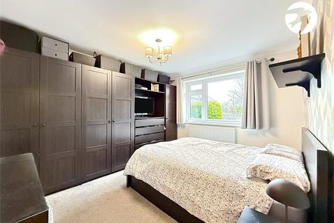 3 bedroom bungalow for sale, Nuffield Road, Hextable, Kent, BR8