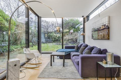 undefined, Hertford Avenue, East Sheen, SW14