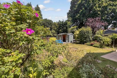 4 bedroom link detached house for sale, Beacon Walk, Tenterden, Kent