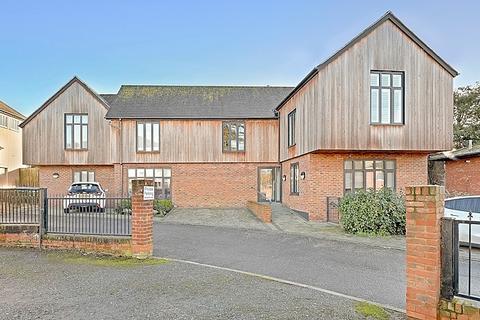 1 bedroom apartment for sale, High Street, Ongar, CM5
