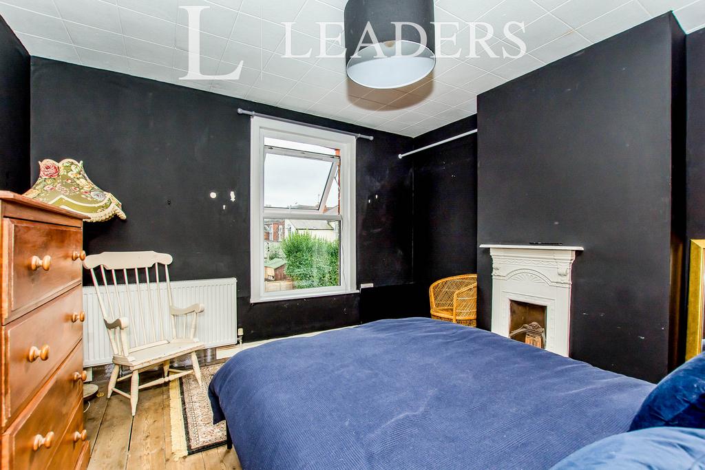 5 Bedroom 1