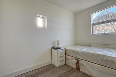 undefined, Shelbourne Road N17