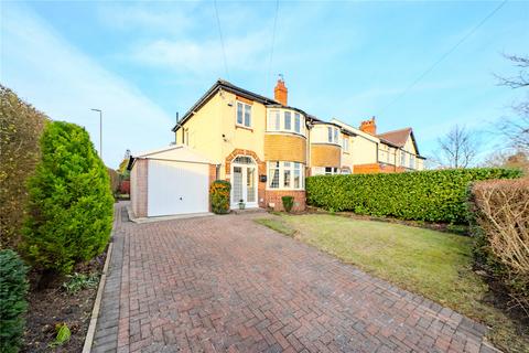 3 bedroom semi-detached house for sale, Fearnville View, Leeds