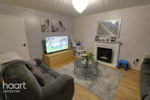 3 bedroom semi-detached house for sale, Newham Close, Leicester