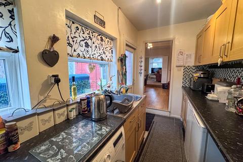 2 bedroom terraced house for sale, Clarence Road, Worksop S80