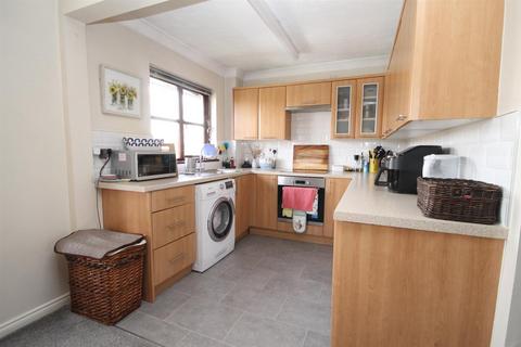 2 bedroom apartment for sale, 1 Violet Close, WALLINGTON