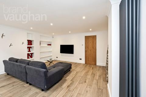 1 bedroom flat for sale, Lower Rock Gardens, Brighton, East Sussex, BN2