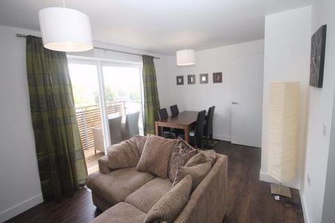 2 bedroom apartment for sale, Baywillow Avenue, Carshalton