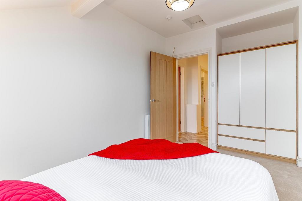 Bedroom - B.jpg