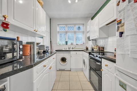 2 bedroom maisonette for sale, Mill Vale, Shortlands, Bromley, BR2