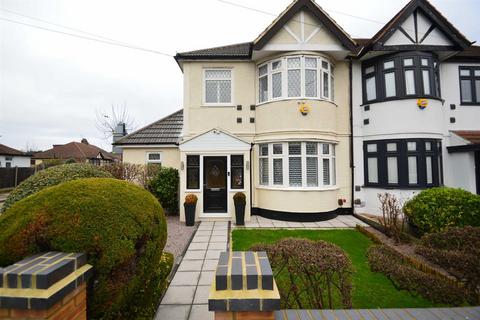 Roding Lane South, Redbridge