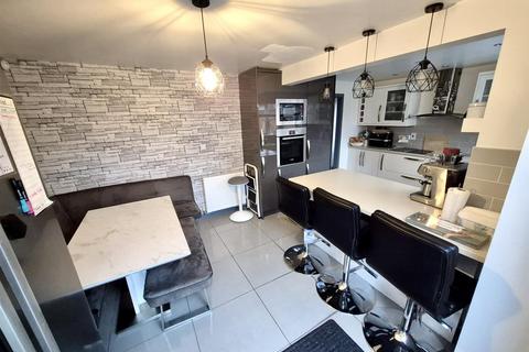 undefined, Passionflower Close, Bedworth