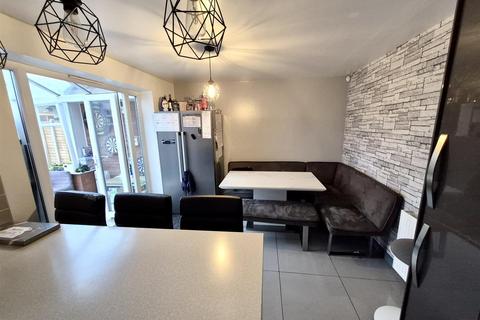 undefined, Passionflower Close, Bedworth