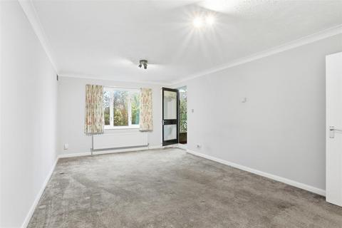 2 bedroom flat for sale, The Downsway, Sutton