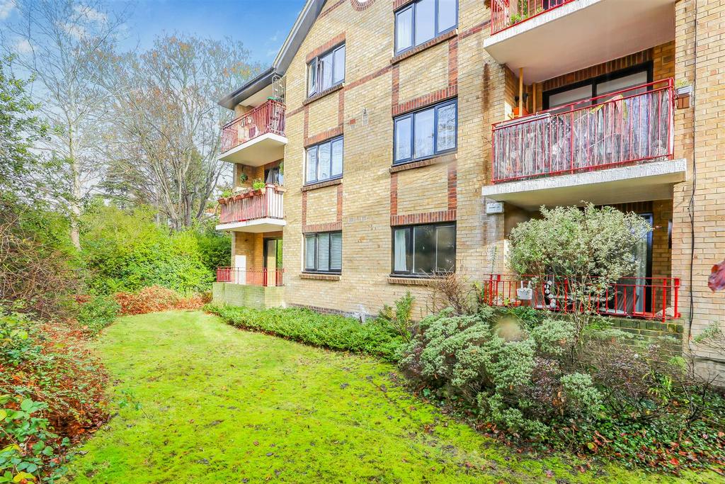 1584407069 - 2 Kempston Court - 3.jpg